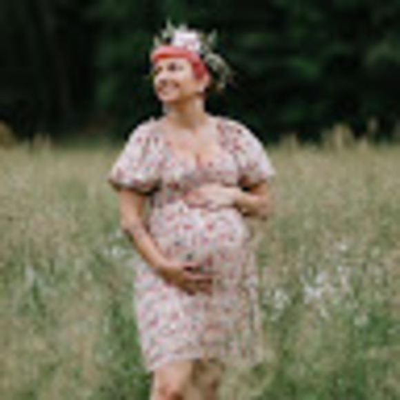 Meet your Posher, Amie - Picture 1 of 1